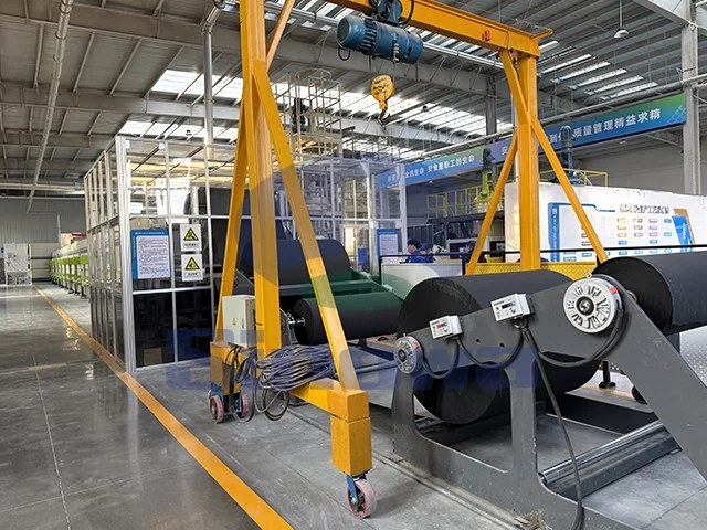 Производственная линия для сэндвич-панелей из полиуретана/фенольной смолы