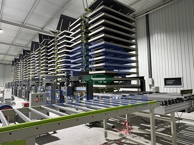 Производственная линия для сэндвич-панелей из полиуретана/фенольной смолы