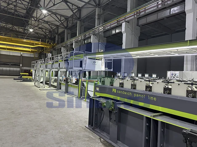 Производственная линия сэндвич-панелей из цветной стали с полиуретановым наполнителем