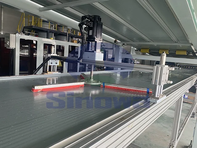 Производственная линия сэндвич-панелей из цветной стали с полиуретановым наполнителем