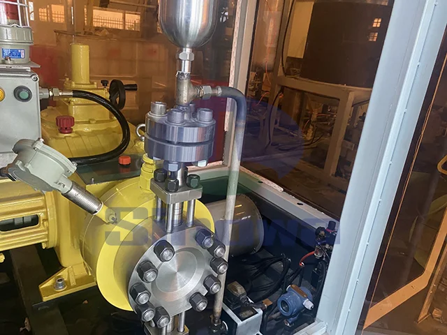 Производственная линия сэндвич-панелей из цветной стали с полиуретановым наполнителем